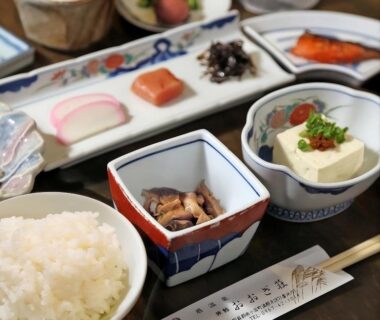 Rice and assorted Japanese breakfast dishes at Ōgi-sō Ōgi Onsen in Kumamoto, Kyūshū