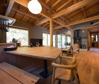 Spacious wooden dining and lounge area at Yudono Totonoyu, Yokokawa Onsen, Shizuoka, Chūbu, Japan