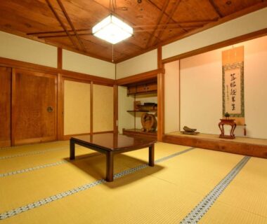 Tatami room with low table and tokonoma at Koyasan Shukubo Daimyououin, Wakayama, Kansai