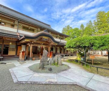 高野山 宿坊 総持院 -Koyasan Shukubo Sojiin-